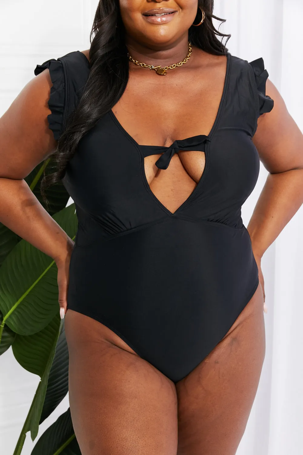 Seashell Ruffle Sleeve One-Piece Swimsuit in Black