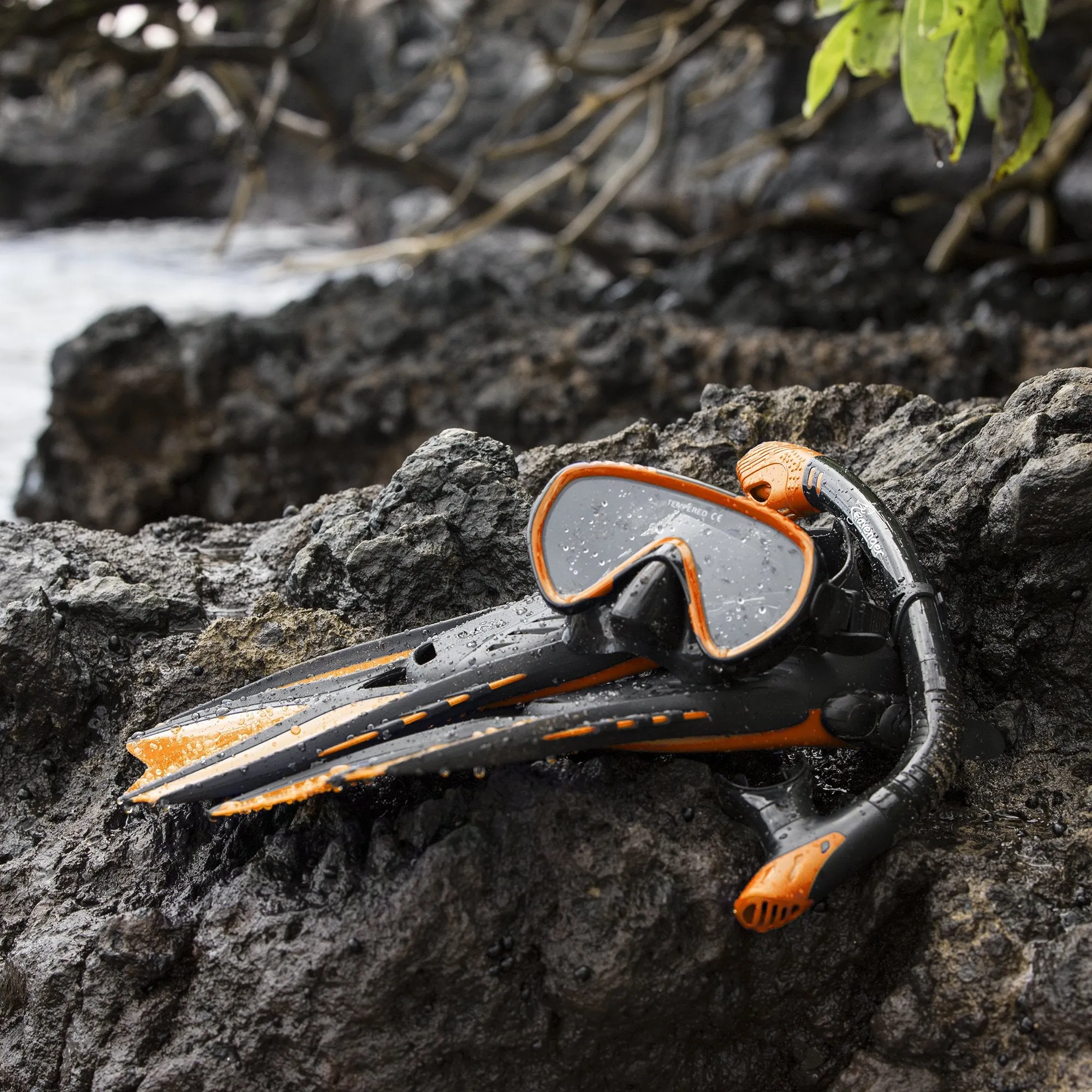 Voyager Snorkel Set - Black Silicone/Orange